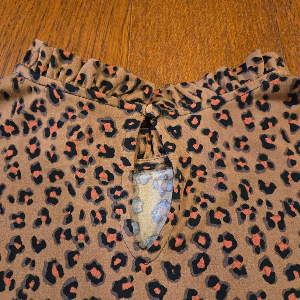 NWT CeCe Leopard Animal Print Blouse Shirt Puff Sleeve Women's Large - Picture 4 of 7